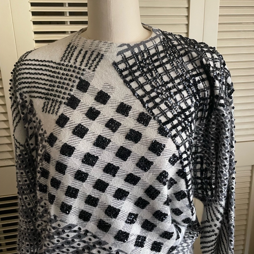 Amen Wardy Women's Black and White beaded sweater